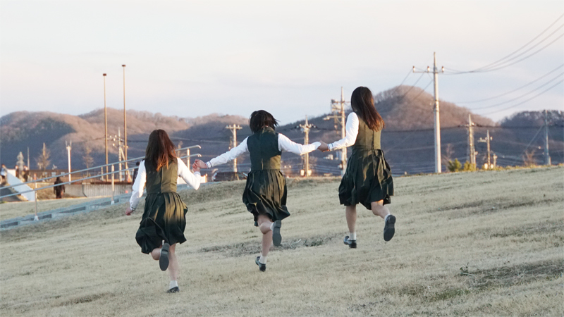 オフィシャルレポート | 欅坂46公式サイト